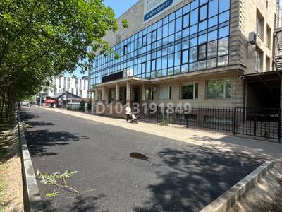 Кеңселер, білім орталықтары, конференц-залдар · 1720 м², бағасы: ~ 15 млн ₸ в Алматы, Алатауский р-н