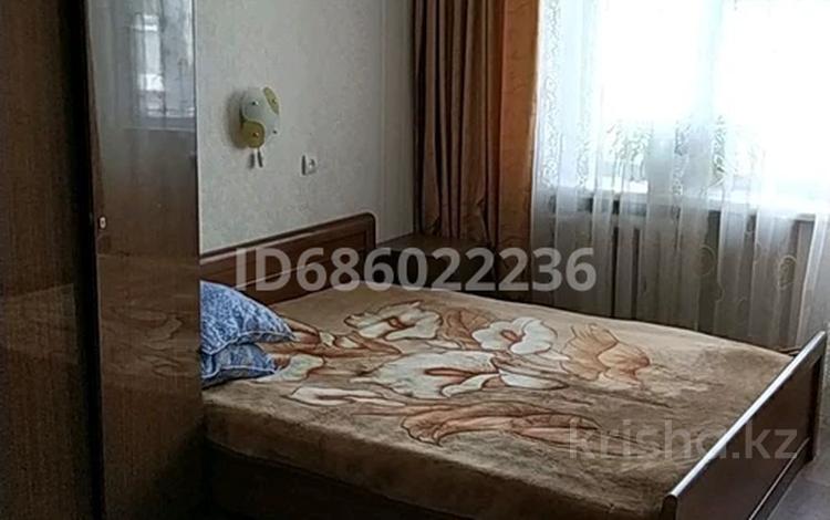 1-бөлмелі пәтер · 33 м² · 4/5 қабат, Крылова — Ауэзова-Протозанова-Лихарева, бағасы: 12 000 ₸ в Усть-Каменогорске, Ульбинский — фото 4