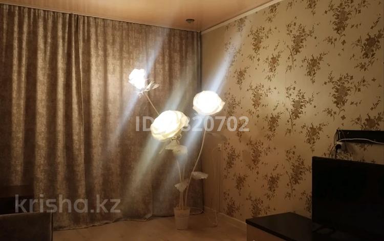 1-комнатная квартира · 30 м² · 1/5 этаж, 4 микрорайон за 12 000 〒 в Темиртау — фото 74