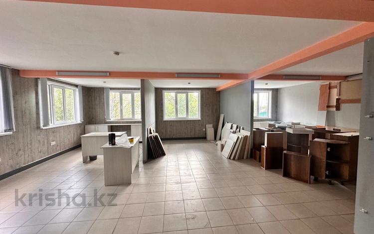Еркін, кеңселер, қоймалар · 715 м², бағасы: 210 млн ₸ в Алматы, Ауэзовский р-н — фото 2