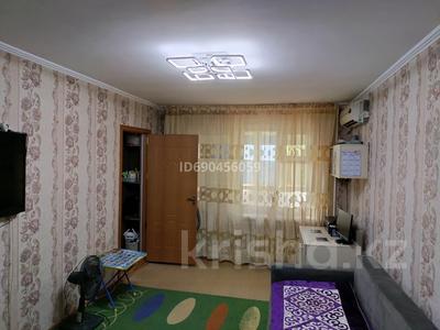 2-комнатная квартира, 42 м², 2/5 этаж, Жастар 27 за 14 млн 〒 в Талдыкоргане, мкр Жастар