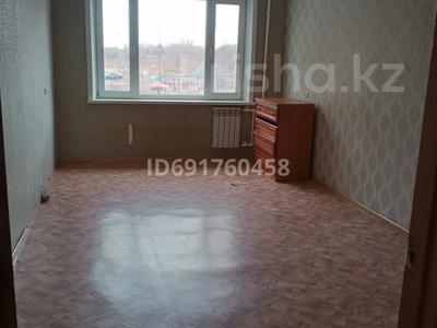 3-комнатная квартира, 70 м², 2/5 этаж, Байгазиева 46 за 10.9 млн 〒 в Темиртау