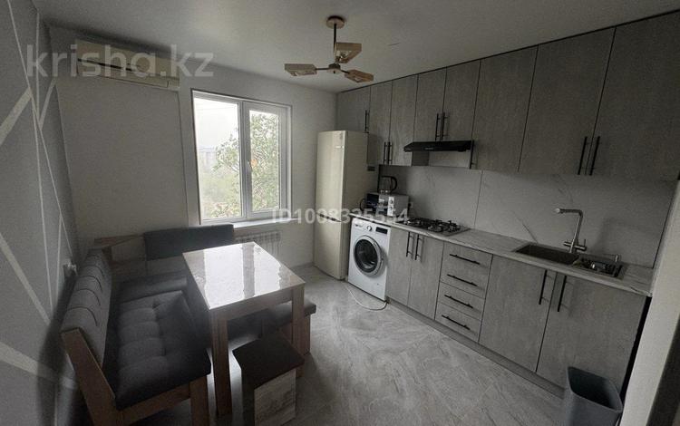 3-бөлмелі пәтер · 72 м² · 5/5 қабат, 5 микрорайон 18, бағасы: 35 млн 〒 в Конаеве — фото 2