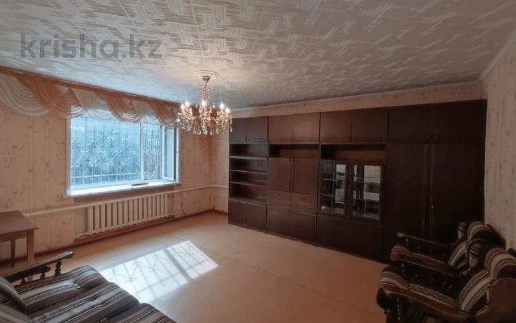 Часть дома · 4 комнаты · 80 м² · 6.2 сот., Зеленая — 25 лет Октября за 29.9 млн ₸ в Затобольске (Тобыле) — фото 10