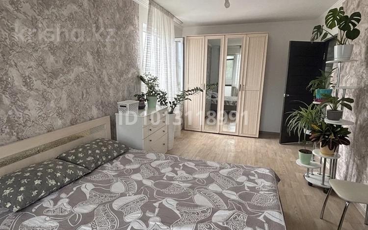 3-бөлмелі пәтер · 67.1 м² · 5/5 қабат, 22-шағынаудан, Металлистов 36, бағасы: 19 млн ₸ в Караганде, Алихана Бокейханова р-н — фото 2