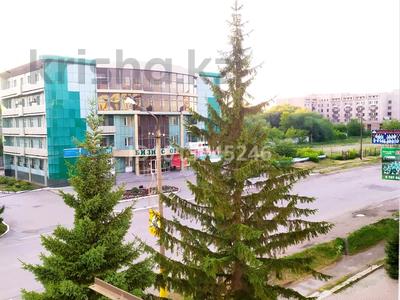 2-бөлмелі пәтер · 50 м² · 3/5 қабат, Ауэзова 65, бағасы: 300 000 ₸ в Щучинске