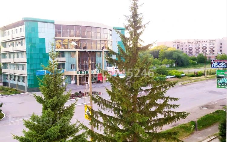 2-бөлмелі пәтер · 50 м² · 3/5 қабат, Ауэзова 65, бағасы: 300 000 ₸ в Щучинске — фото 2