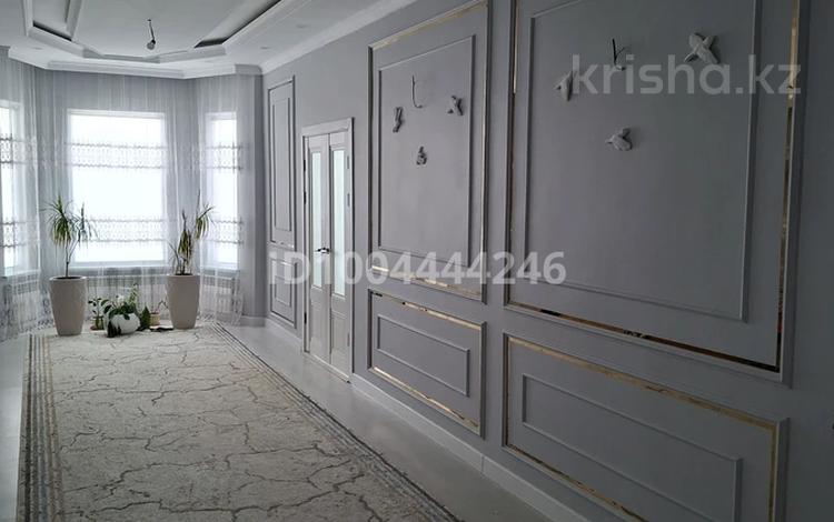 Үйдің бір бөлігі · 4 бөлме · 180 м² · 9 жүзд., Қайнар ш/а., 23 12, бағасы: 32 млн ₸ в Атырау, мкр Кайнар — фото 2