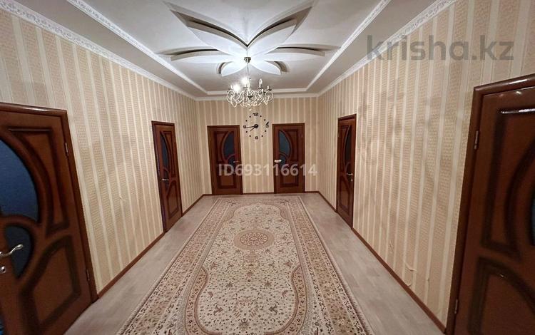 Отдельный дом • 6 комнат • 200 м² • 15 сот., Алиева 30/1 за 18.5 млн 〒 в Курыке — фото 2