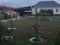 Отдельный дом · 5 комнат · 180 м² · 16 сот., Тамабая 10 — В центре поселка Береке, вдоль трассы, напротив поликлиники за 35 млн ₸