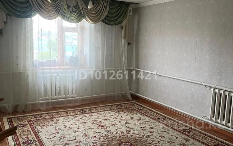 2-бөлмелі пәтер · 48 м² · 5/5 қабат, Кирпичная 16 — 18 школа., бағасы: 8 млн ₸ в Актобе, жилой массив Кирпичный — фото 2