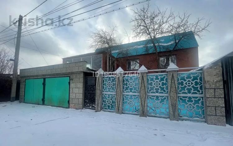 Жеке үй · 11 бөлме · 300 м² · 6 сот., мкр Юго-Восток, Рахимова 150, бағасы: 68 млн ₸ в Караганде, Казыбек би р-н — фото 2