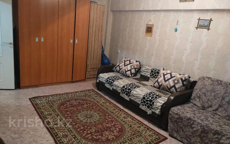 1-бөлмелі пәтер · 34 м² · 1/5 қабат, Алмагүл ш/а., переулок Дружбы — Серкебаева - Аль-Фараби, бағасы: 28.5 млн ₸ в Алматы, Бостандыкский р-н — фото 2