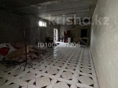 Свободное назначение, офисы, магазины и бутики, склады, салоны красоты, сельское хозяйство, медцентры и аптеки, образование · 85 м² за 17 млн 〒 в Актау, 19-й мкр