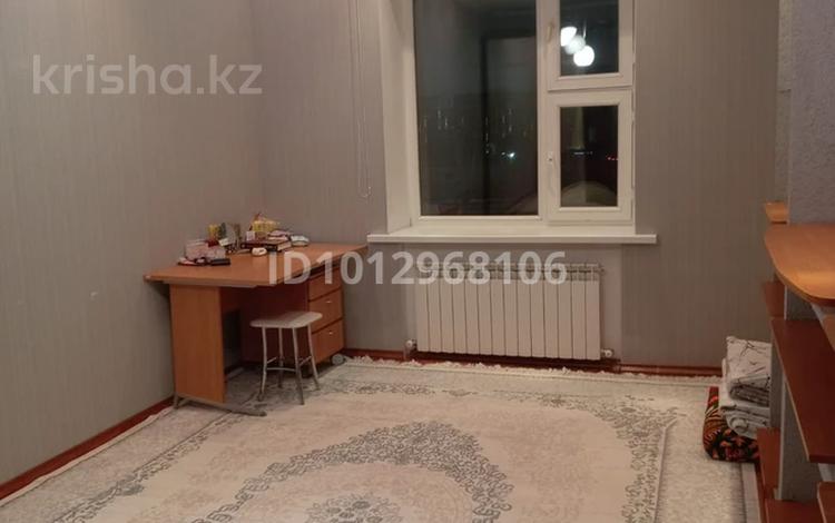 3 бөлме · 300 м² · 4/4 қабат, мкр Омега, Ескалиева, бағасы: 60 000 ₸ в Уральске — фото 2