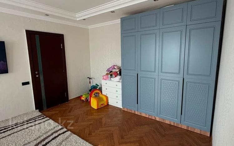 4-комнатная квартира · 165 м² · 15/36 этаж, Кабанбай батыра 11 за 80 млн ₸ в Астане, Есильский р-н — фото 2