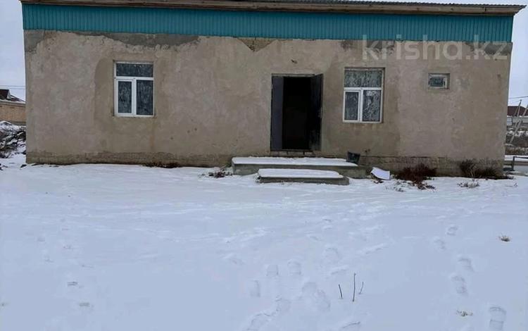 Жеке үй · 3 бөлме · 73 м² · 8 жүзд., Байтерек 4 37 — Байтерек -4, мектепке жақын, бағасы: 5 млн ₸ в  — фото 2