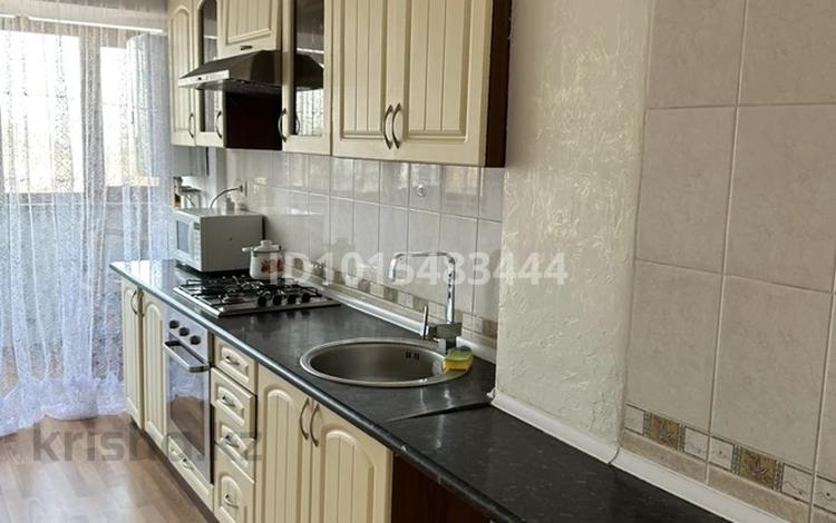 3-комнатная квартира · 72 м² · 3/5 этаж, Карасай батыра 64 — Макашева за 200 000 ₸ в Каскелене — фото 2