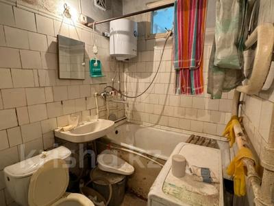 2-комнатная квартира · 43 м² · 3/5 этаж, ул. Гоголя за 13.9 млн ₸ в Караганде, Казыбек би р-н