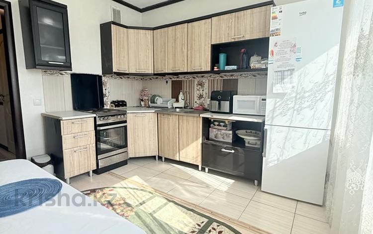 1-комнатная квартира · 37 м² · 2/14 этаж, Сакена Сейфуллина 41 — Валиханова-Республика-Артем за 21.5 млн ₸ в Астане, р-н Байконур — фото 2