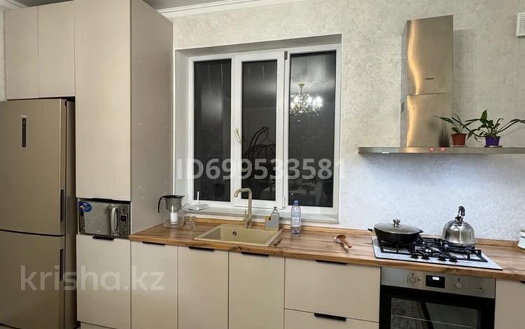 Отдельный дом · 4 комнаты · 180 м² · 10 сот., Байзакова 72 за 65 млн ₸ в Боралдае (Бурундай), мкр Водник-2 — фото 2