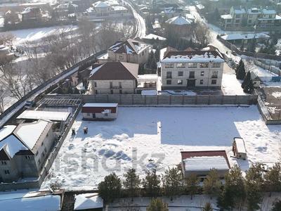 Участок · 30 соток, мкр Юбилейный — Ондасынова за 900 млн ₸ в Алматы, Медеуский р-н