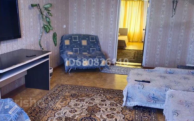 2-комнатная квартира, 43 м², 4/5 этаж посуточно, Жансугурова — Казахстанская за 8 000 〒 в Талдыкоргане — фото 13