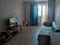 3-комнатная квартира, 90 м², 5/5 этаж помесячно, Мкрн Бирлик за 140 000 〒 в Талдыкоргане, мкр Бирлик — фото 2