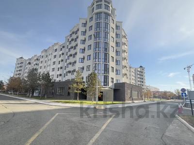 4-комнатная квартира · 140 м² · 3/8 этаж, мкр Ак Шагала, Акберен 4 за 530 000 〒 в Атырау