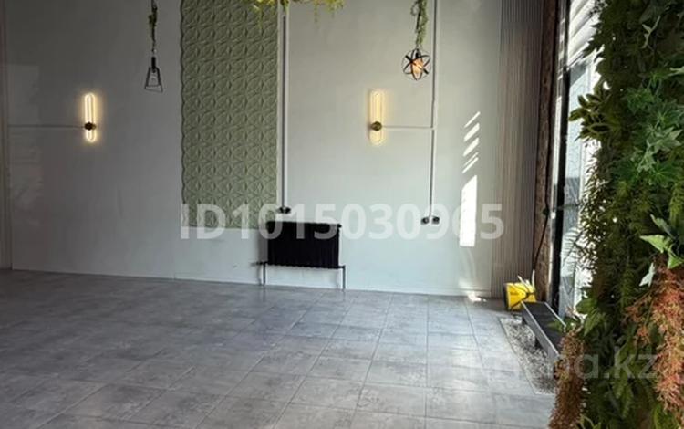 Магазины и бутики · 6.3 м² за 150 000 ₸ в Астане, Нура р-н — фото 2