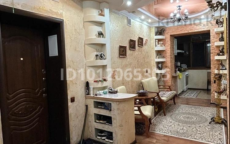 3-бөлмелі пәтер · 70 м² · 4/5 қабат, ул. Айтеке би 26 — ул. Желтоксан ( золотой квадрат), бағасы: 27 млн ₸ в Таразе — фото 2