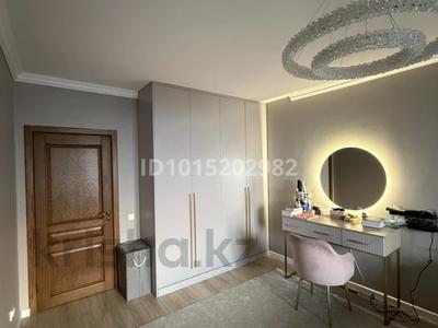 3-комнатная квартира · 112 м² · 17/18 этаж, мкр Мамыр-1 29 — Шаляпина Момышулы за 85 млн ₸ в Алматы, Ауэзовский р-н