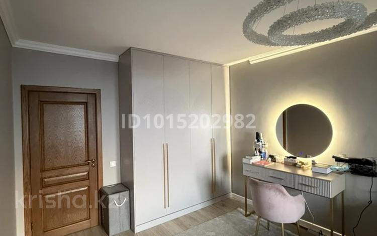 3-комнатная квартира · 112 м² · 17/18 этаж, мкр Мамыр-1 29 — Шаляпина Момышулы за 85 млн ₸ в Алматы, Ауэзовский р-н — фото 2