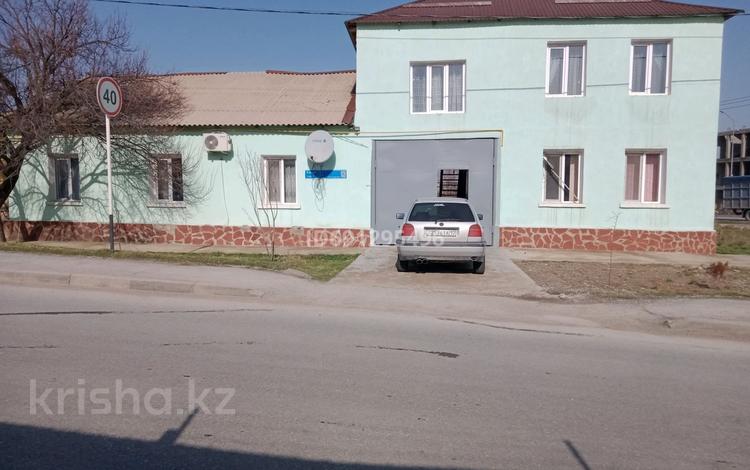 Отдельный дом • 12 комнат • 180 м² • 10 сот., Узбекская 2 за 47 млн 〒 в Шымкенте, Аль-Фарабийский р-н — фото 2
