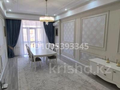 4-комнатная квартира · 151 м² · 3/14 этаж, 17-й мкр 11 за 610 000 〒 в Актау