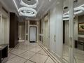 5-комнатная квартира · 313.7 м² · 4/5 этаж, Е 871 1/1 за 530 млн ₸ в Астане, Есильский р-н — фото 11