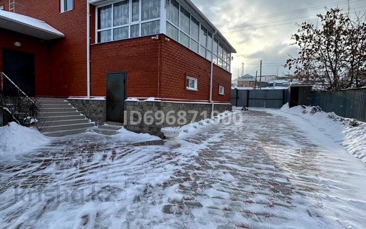 Отдельный дом · 8 комнат · 300 м² · 12 сот., Казахстанская 47 за 65 млн ₸ в Бурабае — фото 12