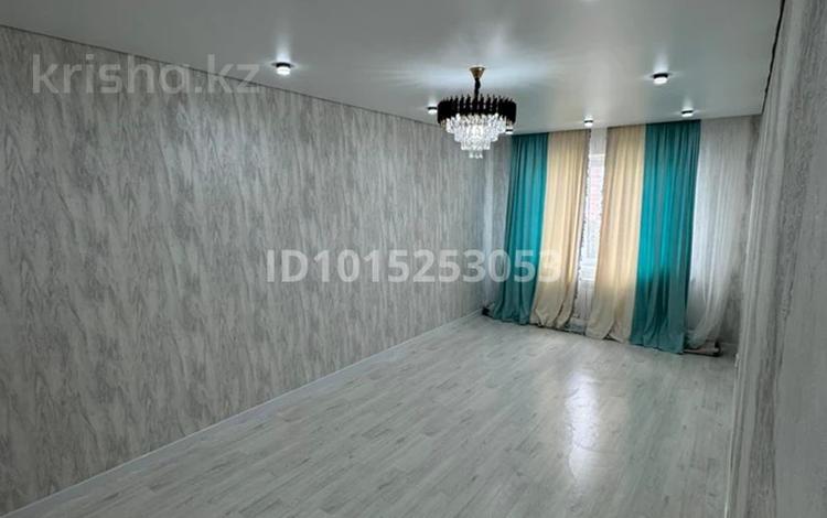 2-комнатная квартира · 62 м² · 5/9 этаж, мкр. Зачаганск пгт, Бирлик 17 — Авто доктор за 130 000 ₸ в Уральске — фото 2