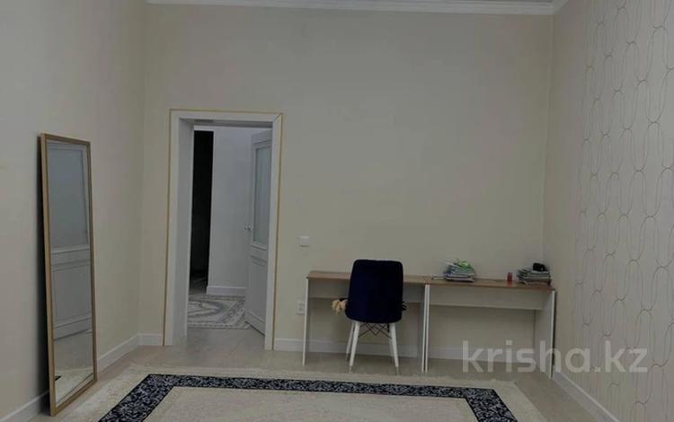 2-бөлмелі пәтер · 82 м², 16-й мкр 79, бағасы: 18.4 млн ₸ в Актау — фото 2
