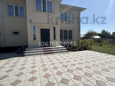 Отдельный дом · 7 комнат · 260 м² · 10 сот., Боровская за 75 млн ₸ в Щучинске