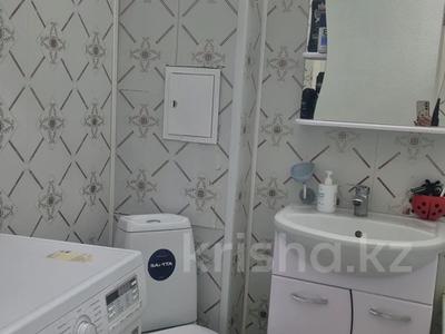 2-комнатная квартира · 45 м² · 2/5 этаж, Курмангалиева 15/1 за 17.5 млн 〒 в Уральске