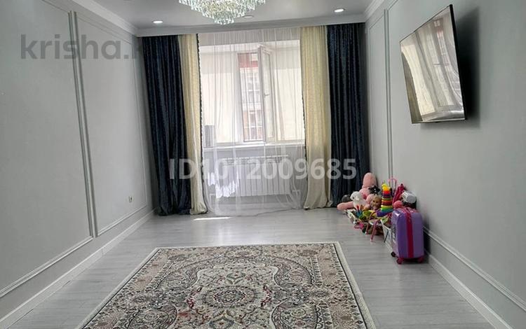2-бөлмелі пәтер · 73 м² · 4/7 қабат, Мкр. Алтын орда 201Е, бағасы: 200 000 ₸ в Актобе — фото 2