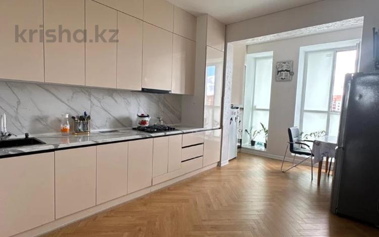 1-бөлмелі пәтер · 56 м² · 7/10 қабат, Жаңа қала, Санкибай батыра, бағасы: 26.5 млн ₸ в Актобе, Новый город — фото 2