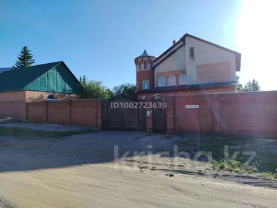 Продажа домов и дачи в Восточно-Казахстанской обл.: Отдельный дом · 8 комнат · 400 м² · 25 сот., Багаева 14/1 за 87 млн 〒 Отдельный дом · 8 комнат · 400 м² · 25 сот., Багаева 14/1 за 87 млн 〒 в Усть-Каменогорске, Ульбинский