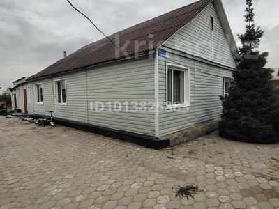 Отдельный дом · 5 комнат · 160 м² · 10 сот., Жангакова 10 — Поселок Железнадорожников за 25 млн ₸ в Павлодаре
