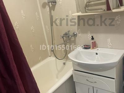 2-бөлмелі пәтер · 48 м² · 3/5 қабат, Казахстан 81 — Центральный рынок, бағасы: 17 млн ₸ в Усть-Каменогорске, Ульбинский