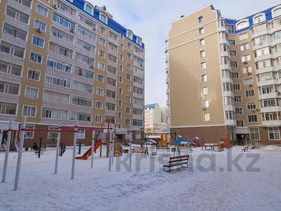 3-комнатная квартира, 100 м², 10/10 этаж, А. Бокейханова 8 за 46 млн 〒 в Астане, Есильский р-н