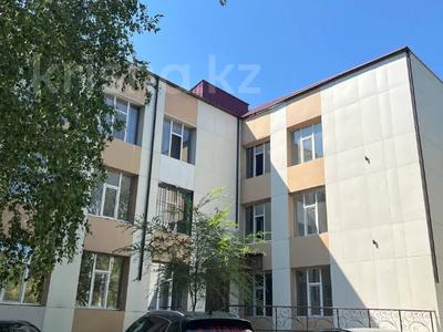 3-комнатная квартира, 70.7 м², 2/3 этаж, Пахомова за ~ 18.5 млн 〒 в Усть-Каменогорске