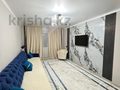 2-комнатная квартира · 42.6 м² · 5/5 этаж, Майкудук, 13й микрорайон за 12.3 млн ₸ в Караганде, Алихана Бокейханова р-н