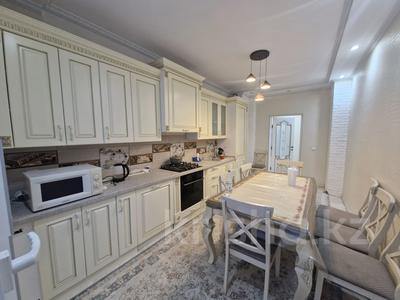 2-комнатная квартира · 70 м² · 4/12 этаж, мкр Нурсат 2, Астана 17 к Е — Шаяхметова за 250 000 〒 в Шымкенте, Каратауский р-н